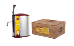 Sauce mayonnaise chef bib