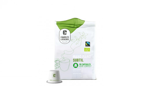 Café caps subtil mano