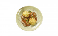 Langue de boeuf sauce madère purée